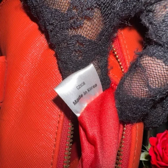 MCM Boston leather bag in Orange EUC - Picture 9 of 12